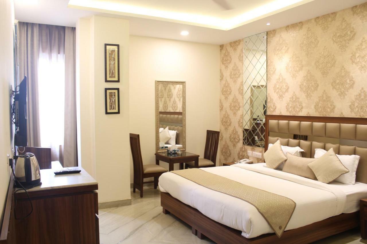 Royal Residence Iffco Chowk Гургаон Экстерьер фото