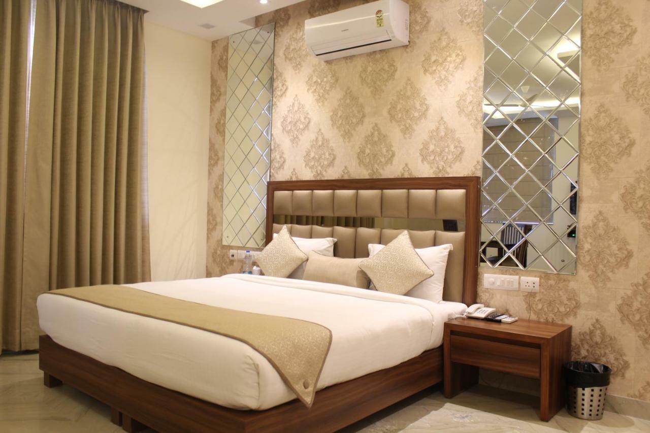 Royal Residence Iffco Chowk Гургаон Экстерьер фото