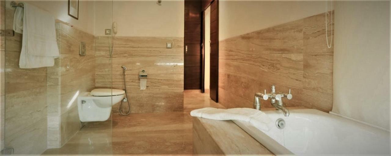 Royal Residence Iffco Chowk Гургаон Экстерьер фото